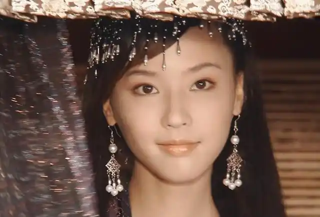 曾经惊艳的古装女演员后来怎么样了_童年古装女神嫁人淡出_2016古装女明星
