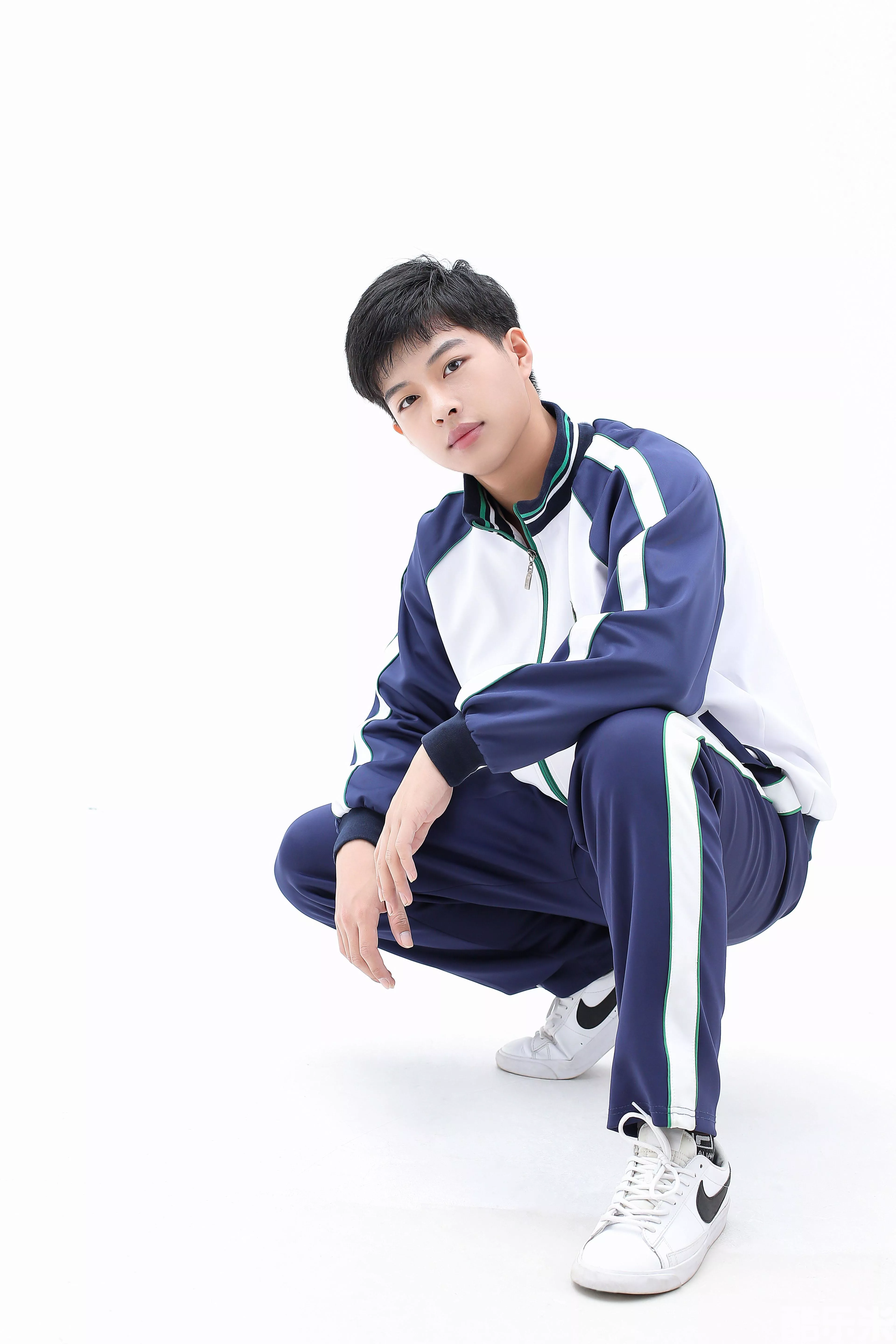 衡水中学校服令人神往 校友谷文泽追求卓越穿出明星时尚